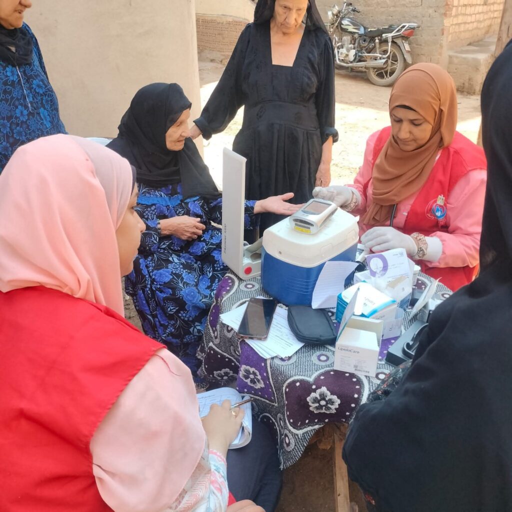 fb_img_17572341032873732508063399359511-1024x1024 «الصحة»: حملة «100 يوم صحة» قدّمت 77 مليونًا و 68 ألف خدمة طبية مجانية خلال 53 يومًا