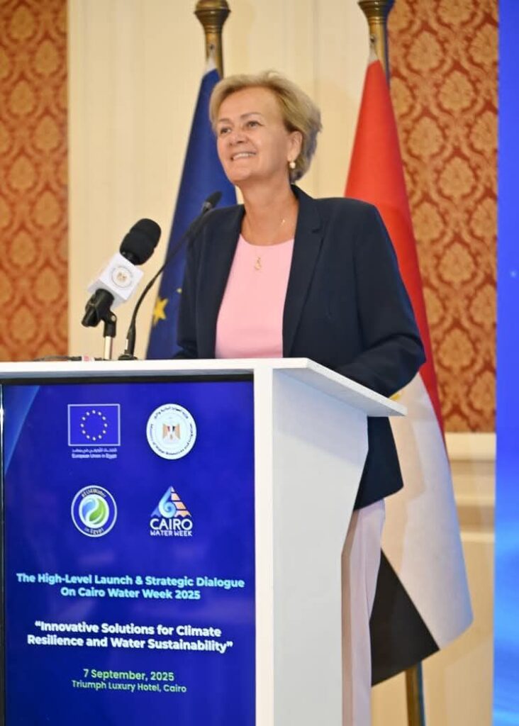 fb_img_17573143288789215792957694170366-732x1024 الدكتور سويلم يشارك في احتفالية "الحوار الاستراتيجي رفيع المستوى للإعداد لأسبوع القاهرة الثامن للمياه لعام ٢٠٢٥"