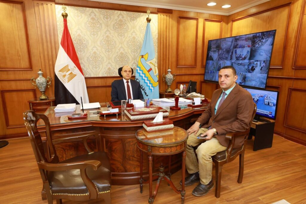 fb_img_17573160932038691703451420323186-1024x683 محافظ كفرالشيخ" يبحث مع "رئيس قطاع الكهرباء" تطوير الشبكات والخدمات المقدمة للمواطنين
