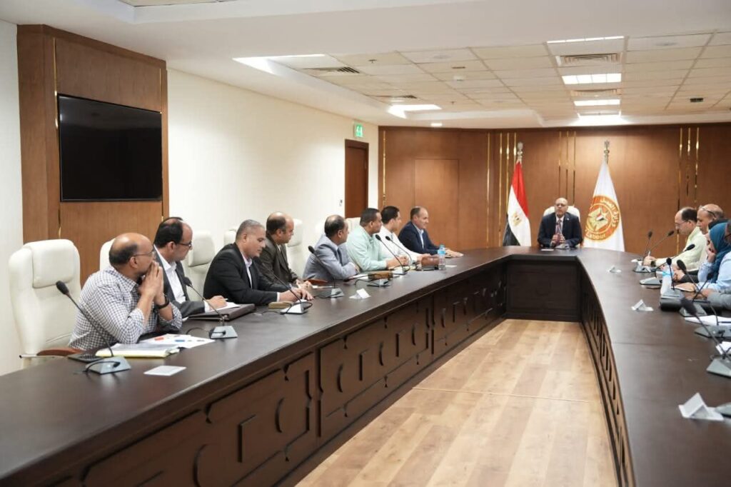 fb_img_17574248726971832115111241359808-1024x682 في أول أيام تطبيق قانون العمل الجديد.. - تحرير 201 محضر تصاريح عمل أجانب بغرامات تصل إلى 20 مليون جنيه