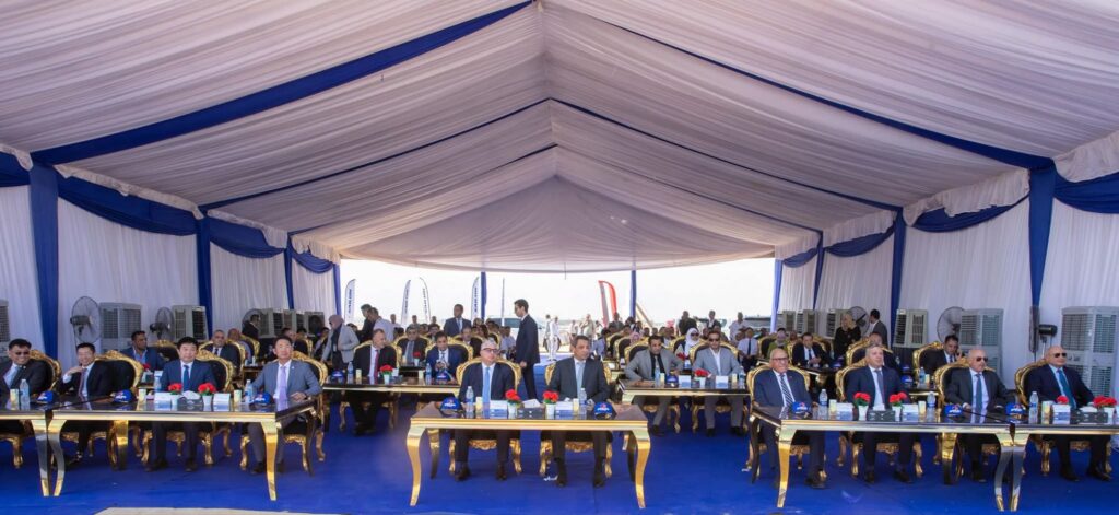 fb_img_17574989072855955391745400371165-1024x471 باستثمارات تبلغ مليار دولار ... تعادل (48 مليار جنيه مصري)📌 رئيس اقتصادية قناة السويس يشهد وضع حجر الأساس لمصنع "سايلون" الصينية لإطارات السيارات بالسخنة