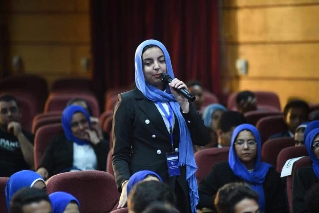 fb_img_17574990122872058097208705545951-1024x683 حوار مفتوح بين وزير الشئون النيابية والقانونية والتواصل السياسي وطلاب المعسكر التدريبي لبرنامج قادة مدارس الجمهورية