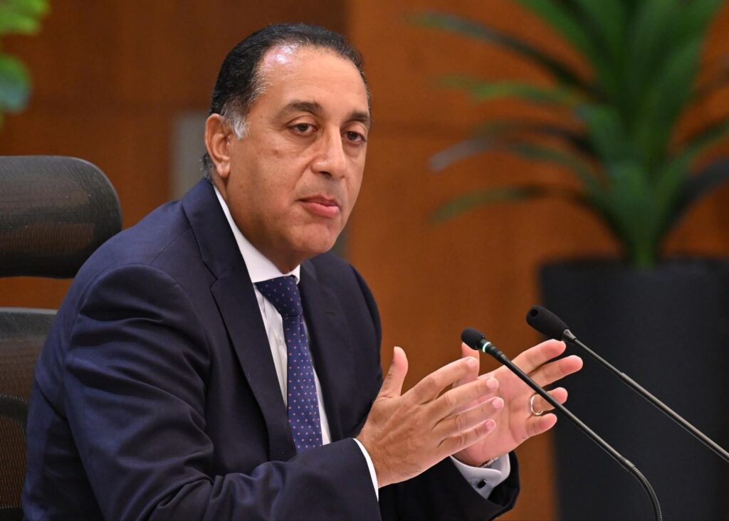 fb_img_1757531390158265440077819177338-1024x732 في المؤتمر الصحفي الأسبوعي:رئيس الوزراء: إعادة إحياء منطقة وسط البلد قائمة على الحفاظ التام على التراث والطابع المعماري والتخطيطي لهذه المنطقة ولن يتم تغيير هذا الطابع