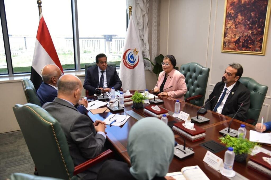 fb_img_17575832106336873793376009846596-1024x683 نائب رئيس مجلس الوزراء وزير الصحة والسكان يستقبل المدير التنفيذي لمصر بمجموعة البنك الدولي لبحث عدداً من الملفات المشتركة