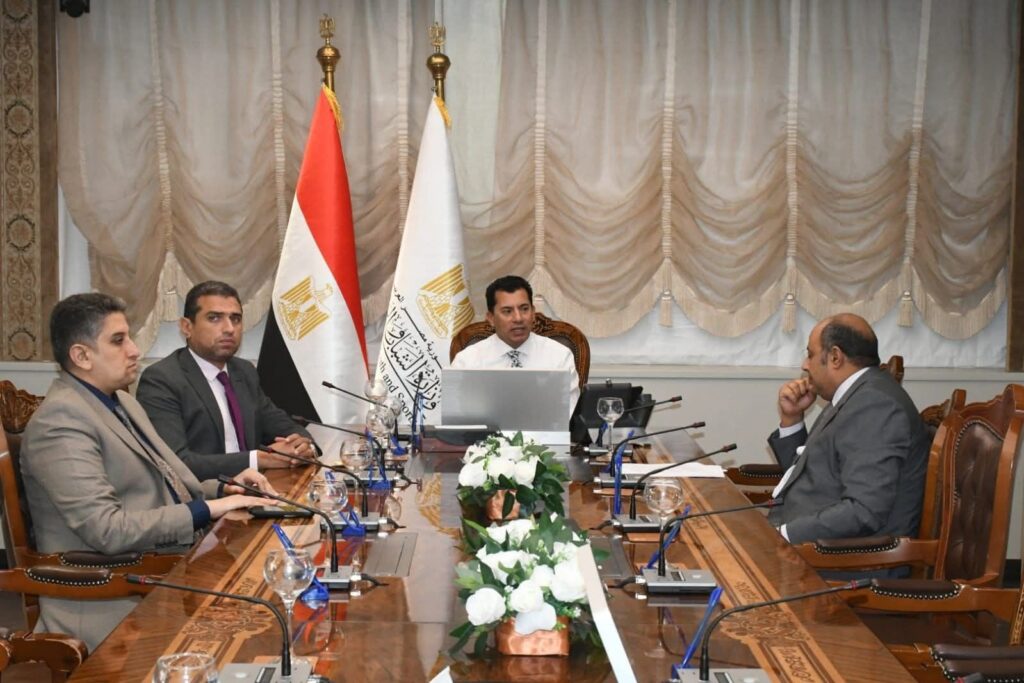 fb_img_17576001093356738826969756574835-1024x683 ضمن المبادرة الرئاسية حياة كريمة..وزير الشباب والرياضة يتابع عملية التطوير في مراكز الشباب بمحافظات الجمهورية