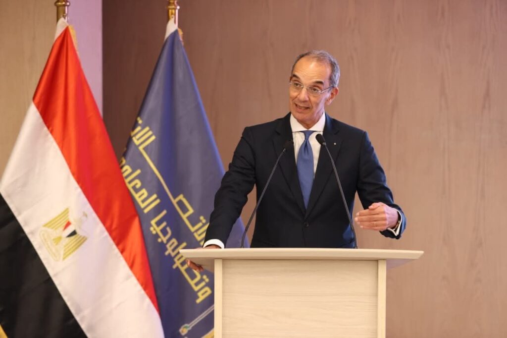 fb_img_17576776034722557033820472185004-1024x682 وزير الاتصالات وتكنولوجيا المعلومات يشهد حفل تخريج طلاب الجامعات الملتحقين بالبرنامج الصيفي للتكنولوجيات المساعدة