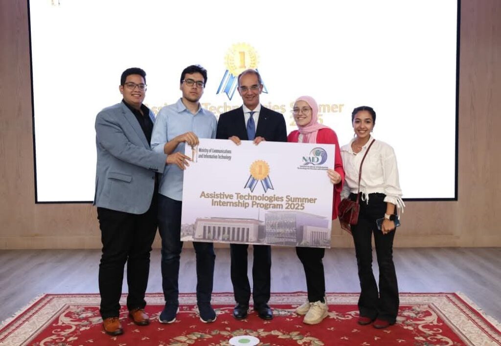 fb_img_17576776072916580845779176462295-1024x709 وزير الاتصالات وتكنولوجيا المعلومات يشهد حفل تخريج طلاب الجامعات الملتحقين بالبرنامج الصيفي للتكنولوجيات المساعدة