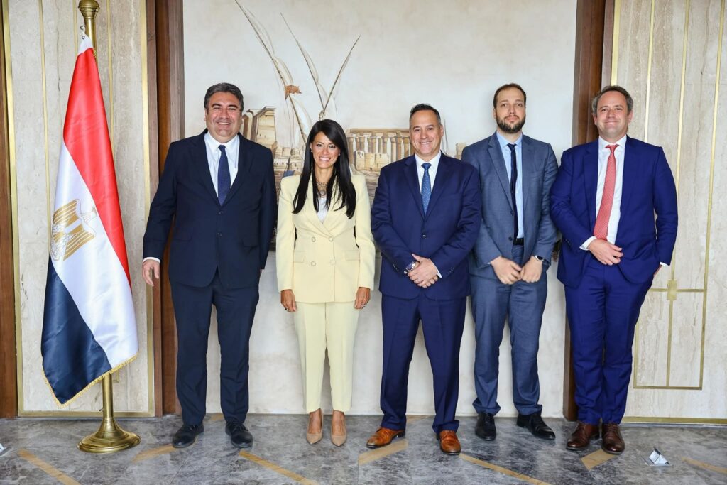 fb_img_17578442880403832218095505426361-1024x683 وزيرة التخطيط والتنمية الاقتصادية والتعاون الدولي تستعرض تطور مسار الإصلاح الاقتصادي في مصر خلال لقاء وفد مؤسسة ستاندارد آند بورز الدولية للتصنيف الائتماني