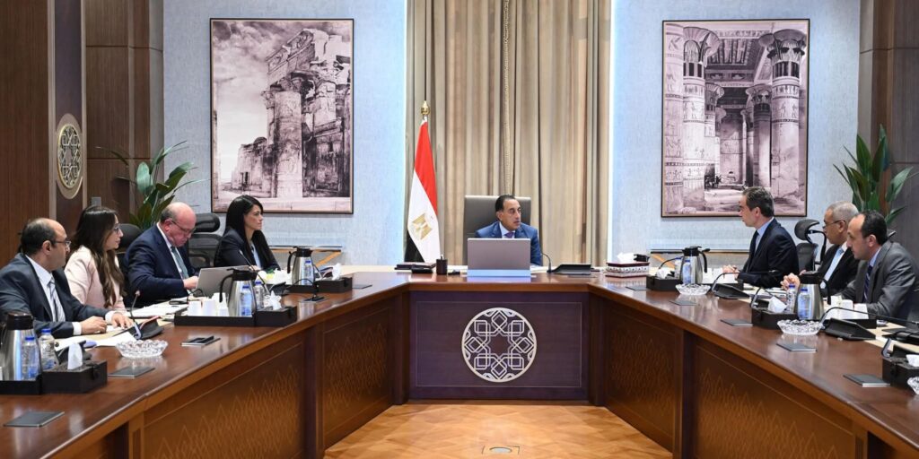 fb_img_17579484699275247952147871652744-1024x512 رئيس الوزراء يتابع إجراءات فض التشابكات المالية بين الهيئة الوطنية للإعلام وبنك الاستثمار القومي
