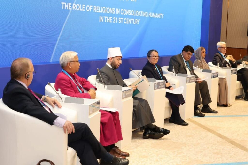 fb_img_17581859869556581437189084897258-1024x682 وزير الأوقاف في القمة الدولية الثامنة لزعماء الأديان العالمية والتقليدية بالعاصمة الكازاخية أستانا