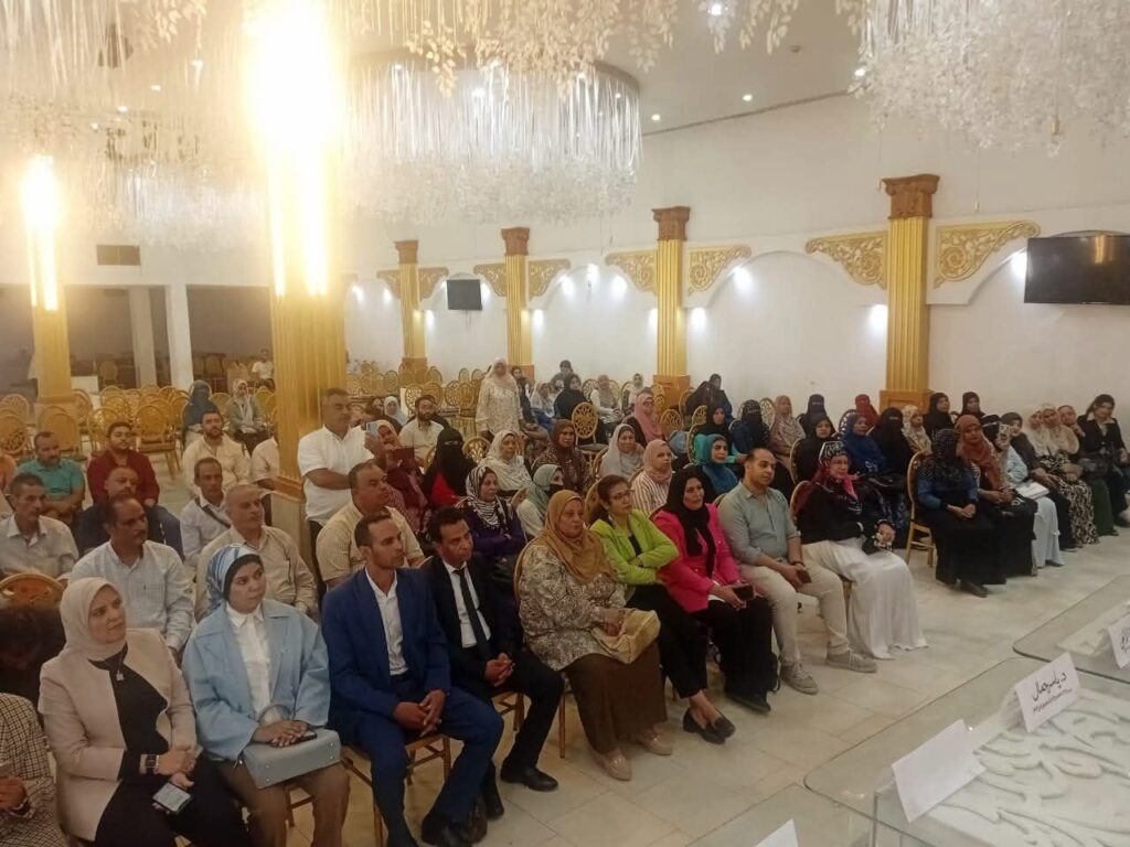 fb_img_1758186050158679548717946646799-1024x768 نائب وزير الصحة تتفقد وحدة طب الأسرة ومركز تنمية الأسرة بقرية بخانس بقنا وتشارك في لقاء مجتمعي حول تنمية الأسرة وحقوق الأطفال