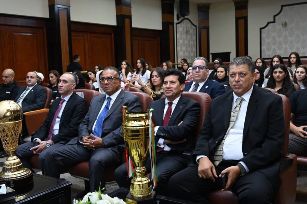 fb_img_17582245238913960954106573646313-1024x681 وزير الرياضة يكرم بطلات مصر لكرة اليد والسلة بعد التتويج ببطولة إفريقيا