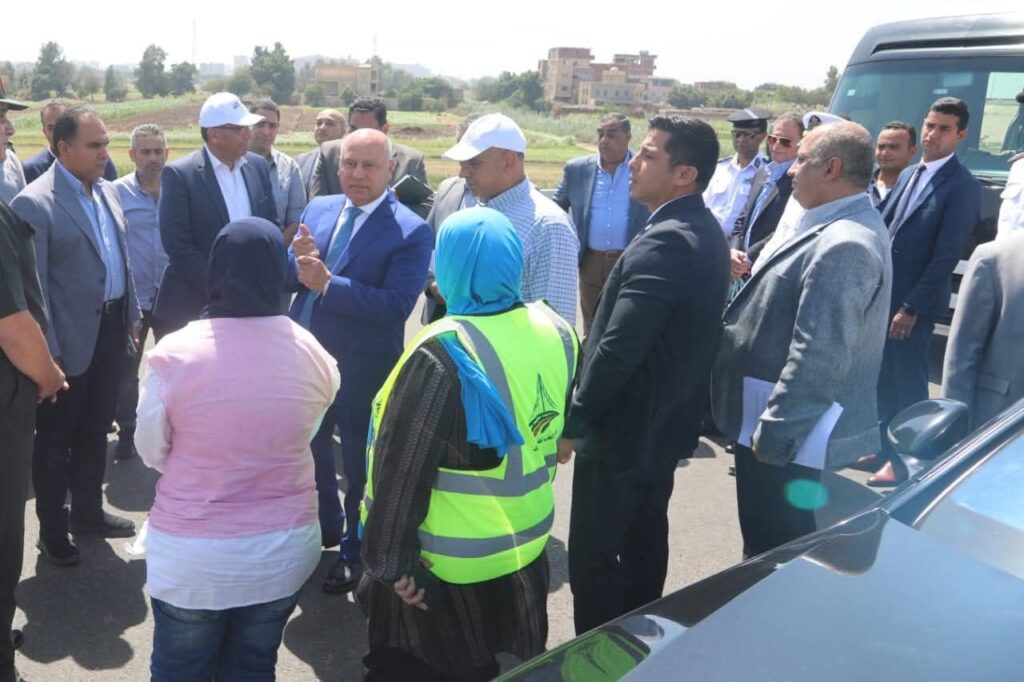 fb_img_17582707038129043856719076406953-1024x682 في إطار تنفيذ توجيهات فخامة رئيس الجمهورية للحكومة المصرية بدراسة اتخاذ الإجراءات اللازمة بشأن الطريق الدائري الإقليمي..