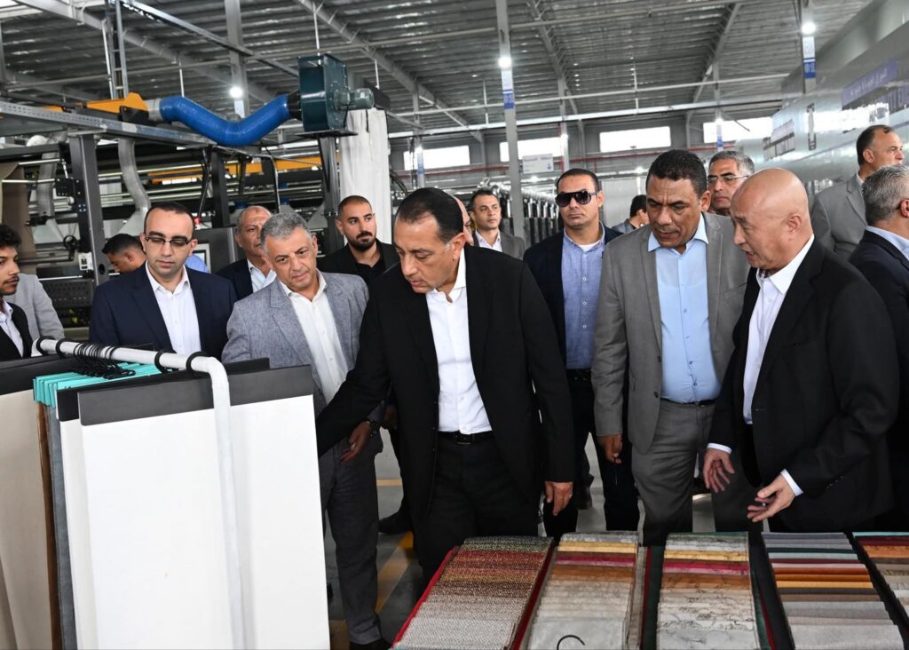fb_img_17583622527605691496456170310537-1024x732 في أثناء جولته اليوم لافتتاح وتفقد عددٍ من المشروعات بالمنطقة الصناعية بالقنطرة غرب: