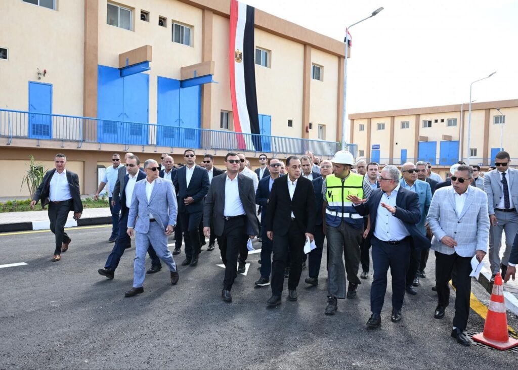 fb_img_17583626413066483290669023090101-1024x732 خلال جولته اليوم لإفتتاح وتفقد عددٍ من المشروعات بالمنطقة الصناعية بالقنطرة غرب: