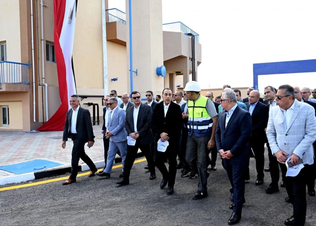 fb_img_17583626414571471817185703772942-1024x732 خلال جولته اليوم لإفتتاح وتفقد عددٍ من المشروعات بالمنطقة الصناعية بالقنطرة غرب:
