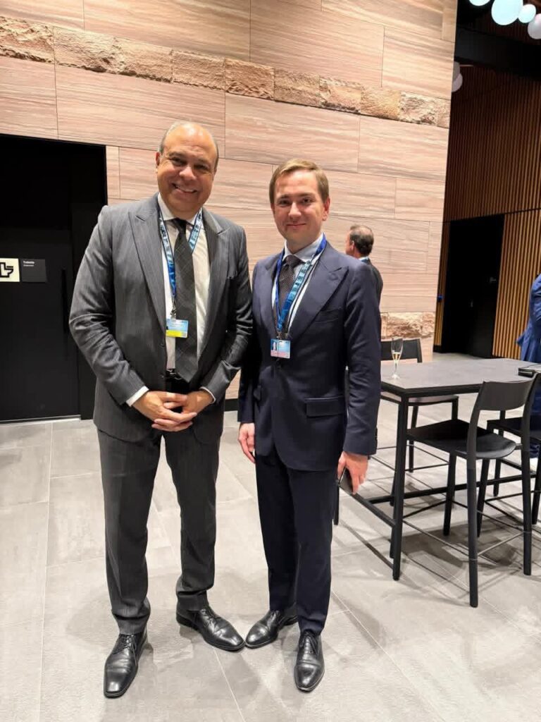 fb_img_17586151383767385545272610302139-768x1024 وزير الطيران المدني يشارك في اجتماعات الدورة الـ42 للجمعية العمومية لمنظمة الإيكاو بمونتريال