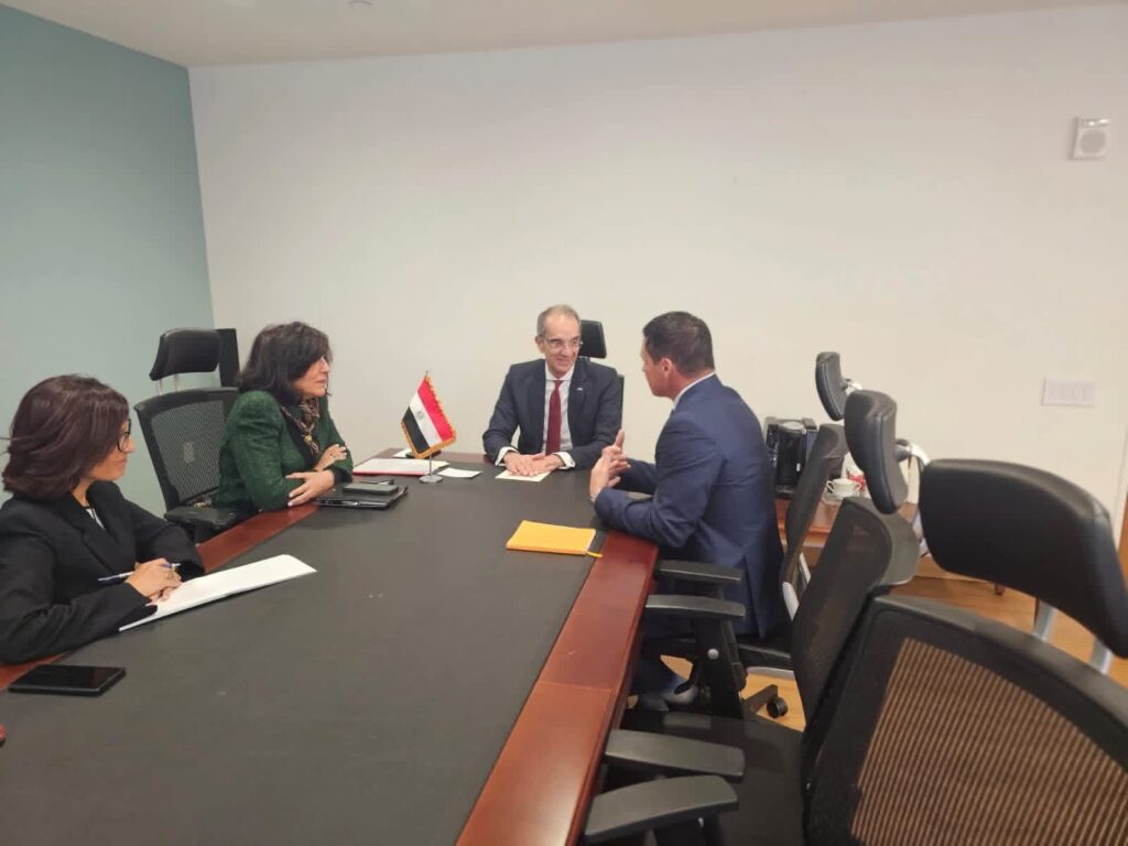 fb_img_17586152453135329515347229346475-1024x768 خلال زيارته للولايات المتحدة الأمريكية..▪︎ وزير الاتصالات وتكنولوجيا المعلومات يبحث مع مسؤولى كبرى الشركات الأمريكية التوسع في استثماراتها في مجال التعهيد في مصر والتعاون في مجال بناء القدرات الرقمية