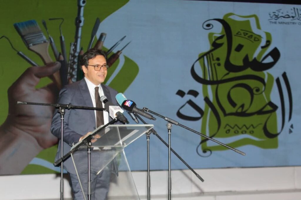 fb_img_17587225073384721855315858464863-1024x682 وزير الثقافة يشهد احتفالية تدشين مشروع “صُنّاع المهارة” لتعزيز دور قصور الثقافة كمنصات للتدريب والتأهيل ونقل الخبرات