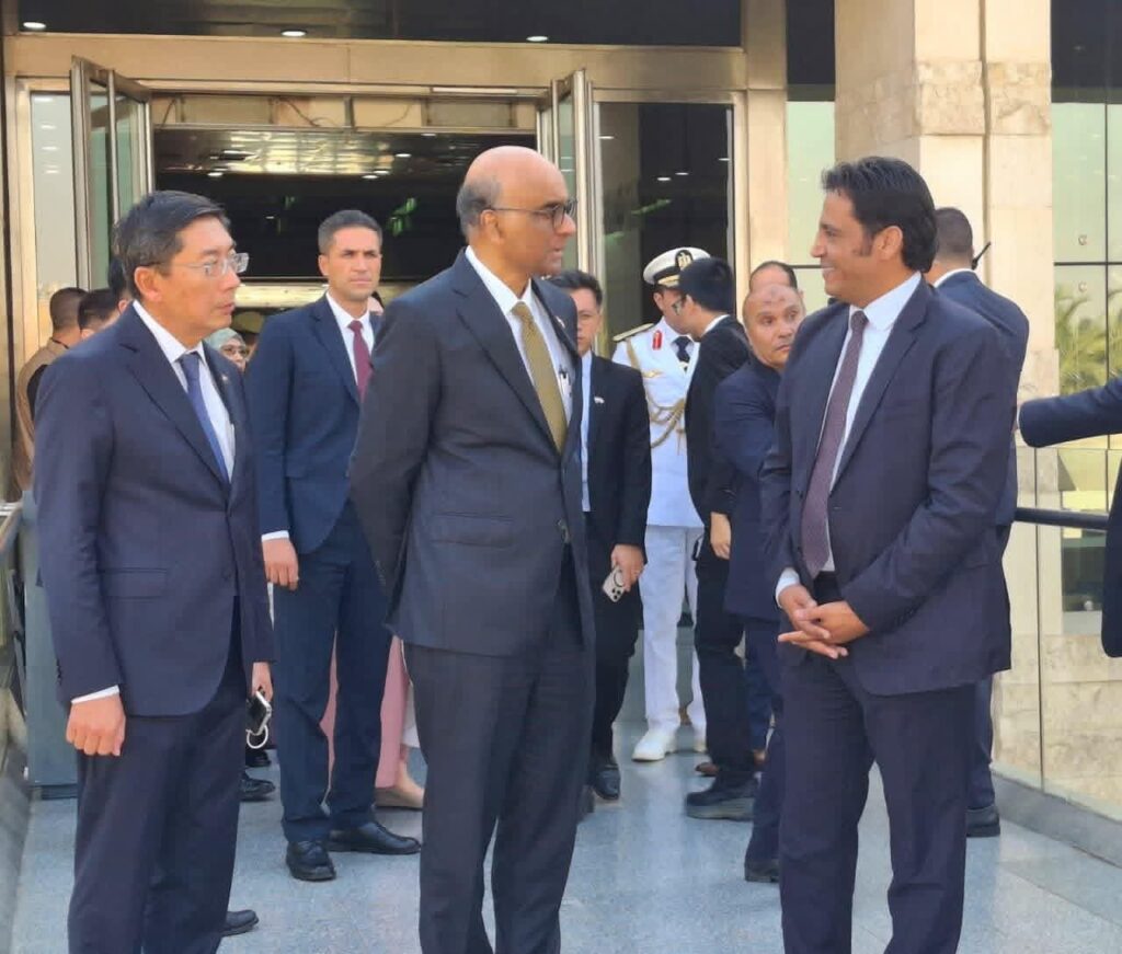 fb_img_17587231316264985828937106713854-1024x871 رئيس جمهورية سنغافورة يزور المتحف القومي للحضارة المصرية