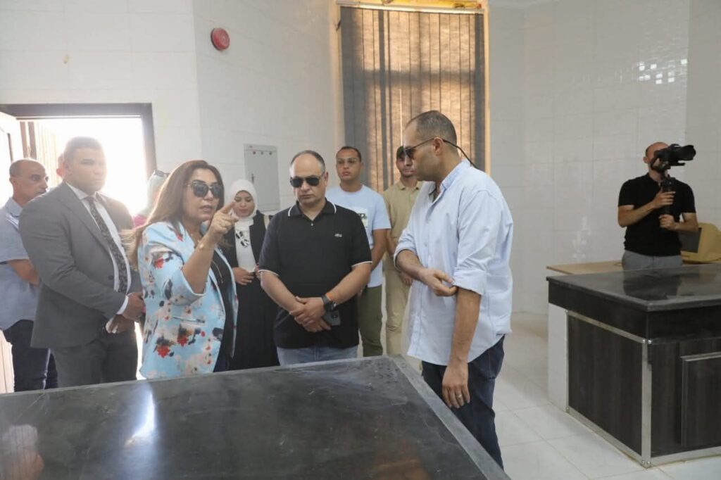 fb_img_17587232192873832809566907682030-1024x682 وزيرة التنمية المحلية والقائم بأعمال وزير البيئة توجه بسرعة التفعيل الكامل لمنظومة التحصيل الإلكتروني