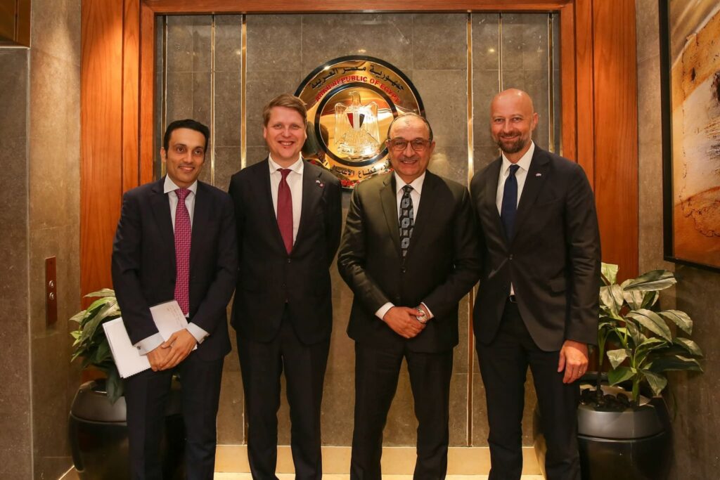 fb_img_17599455743392035203988906037152-1024x683 وزير قطاع الأعمال العام يستقبل وزير التنمية الدولية النرويجي لبحث تعزيز التعاون الاقتصادي