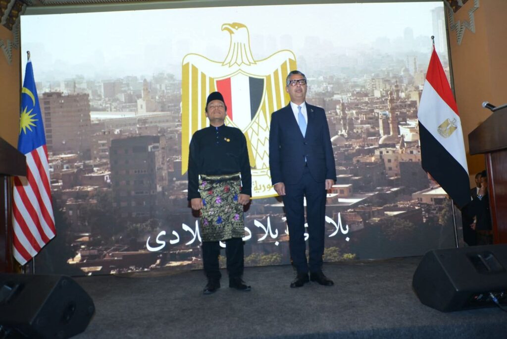 fb_img_17599502839746581674436733111857-1024x684 بالإنابة عن دولة رئيس مجلس الوزراء، الدكتور شريف فاروق وزير التموين والتجارة الداخلية يشارك في احتفالية سفارة ماليزيا باليوم الوطني