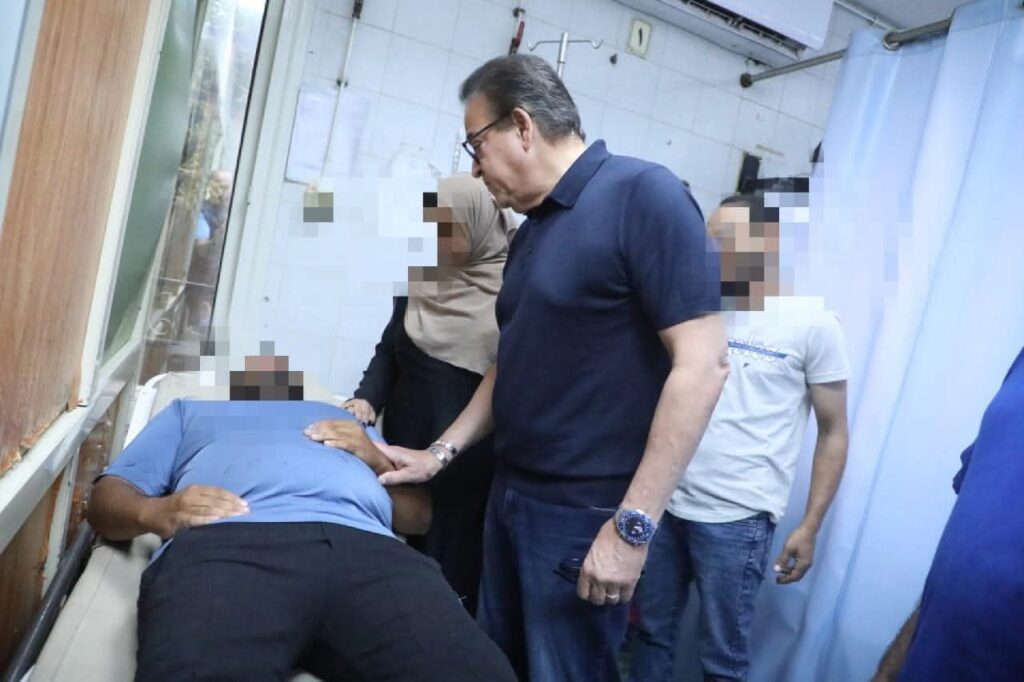 fb_img_17600063652818602519346712959411-1024x682 نائب رئيس مجلس الوزراء ووزير الصحة يجري جولة تفقدية مفاجئة لمستشفى جراحات اليوم الواحد بحي المرج ويوجه بتعزيز الفرق الطبية ورفع كفاءة المنشأة