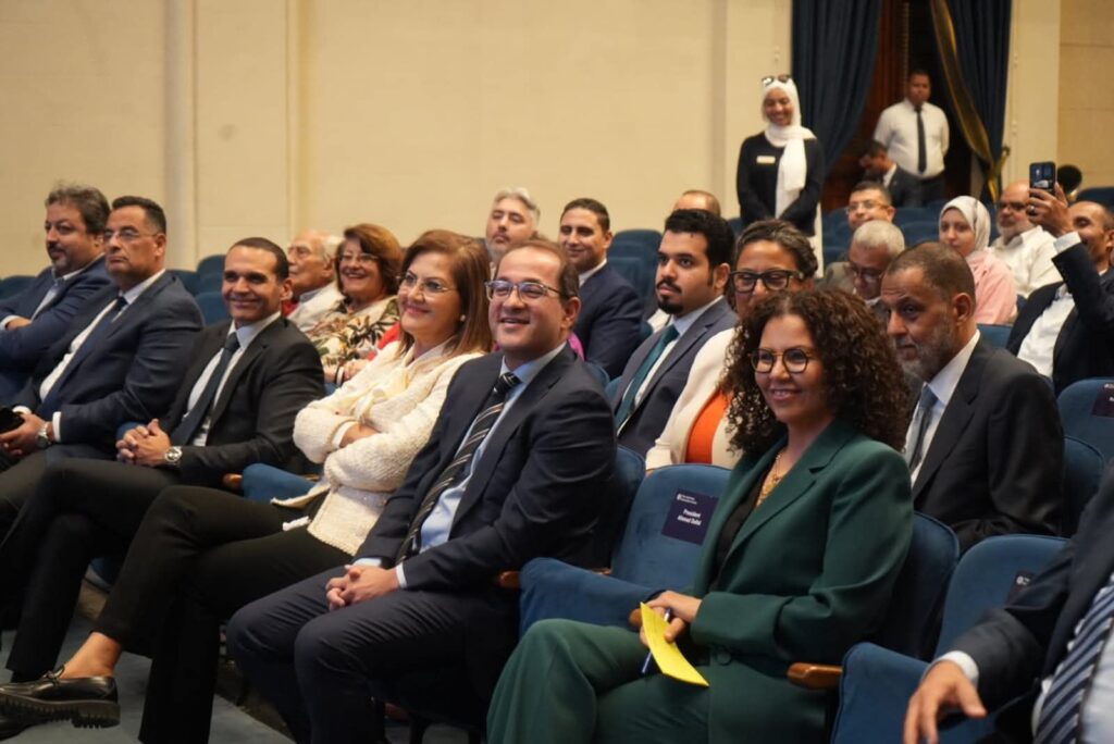 fb_img_176009065691910631771957214056-1024x684 وزير الزراعة يؤكد دعم مصر الدائم للأشقاء من دول القارة السمراء● الزراعة" تعلن توصيات المشاركون في منتدى الأرز الأفريقي بالقاهرة