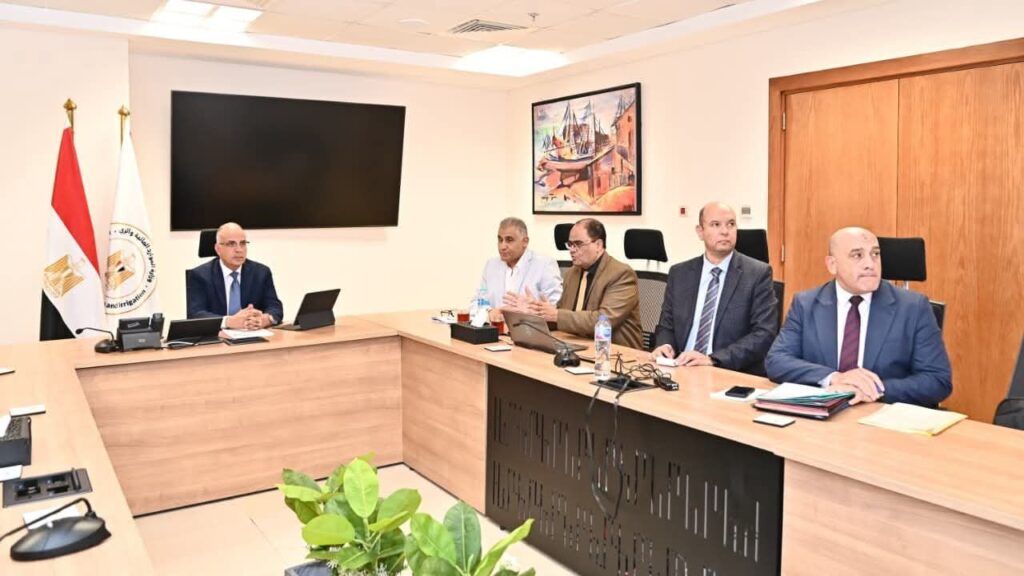 fb_img_17600909882227404719695913496053-1024x576 الدكتور سويلم يتابع مجهودات إزالة التعديات على نهر النيل وفرعيه في إطار "مشروع ضبط النيل"