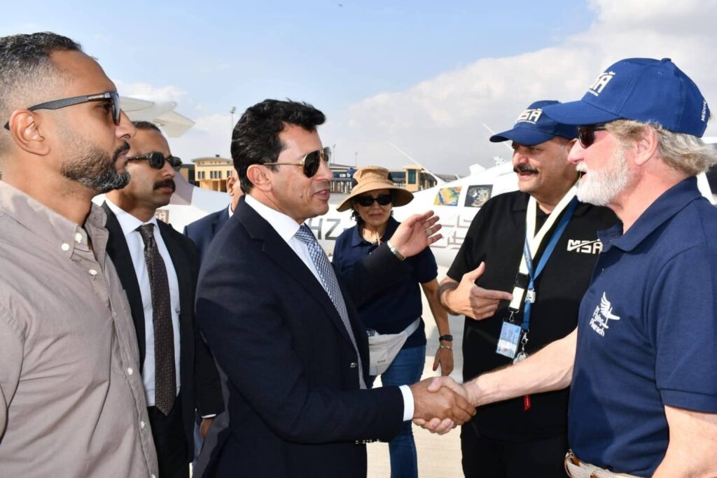 fb_img_17602037891981112683132316026715-1024x683 وزير الشباب والرياضة يشهد انطلاق رالي الطائرات “Fly In Egypt 2025”