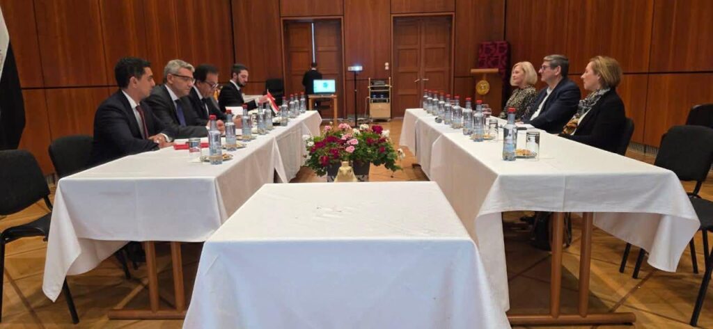 fb_img_17602043043868941244156250573844-1024x473 نائب رئيس الوزراء ووزير الصحة يبحث مع منظمة «فريدنزدورف» الدولية تعزيز الدعم الطبي والإنساني للأطفال المتضررين من الحروب