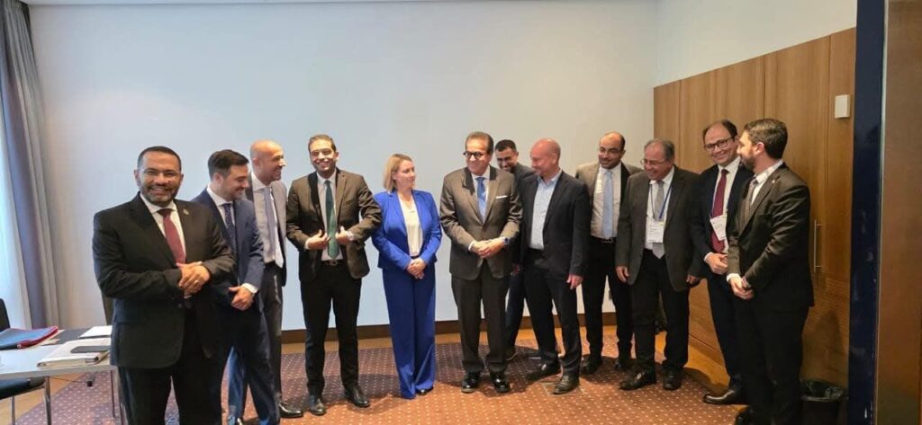 fb_img_17602948504243611741792816245144-1024x473 على هامش فعاليات قمة الصحة العالمية ببرلين..- نائب رئيس مجلس الوزراء ووزير الصحة يلتقي الرئيس التنفيذي لمعهد WifOR الألماني