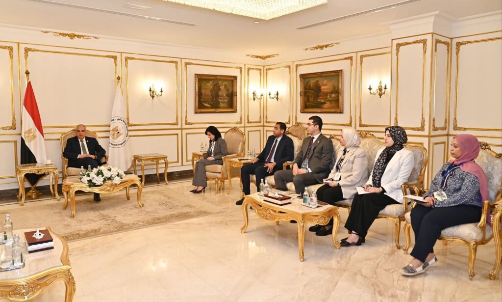 fb_img_17603526198524677122316616618561-1024x615 الدكتور سويلم يلتقي المبعوث الفنلندي للمياه ضمن فعاليات "أسبوع القاهرة الثامن للمياه"