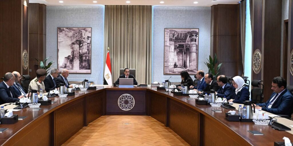 fb_img_176035323019589482958410417764-1024x512 رئيس الوزراء يُتابع مشروع إنشاء القوس الغربي لمحور اللواء عُمر سليمان بالإسكندرية