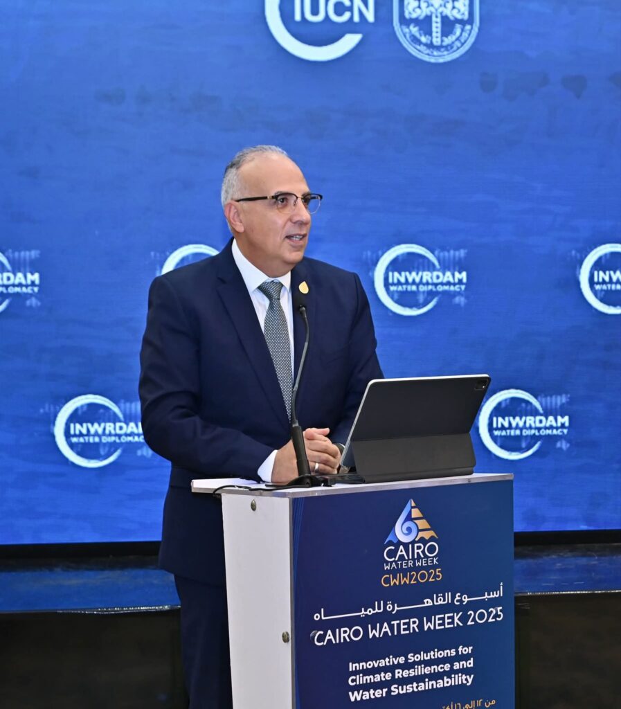 fb_img_17603533491271534101220510005203-897x1024 الدكتور سويلم و وزير المياه الأردنى يفتتحان "الإجتماع الثامن والثلاثين للشبكة الإسلامية لتنمية وإدارة مصادر المياه ضمن فعاليات "أسبوع القاهرة الثامن للمياه"