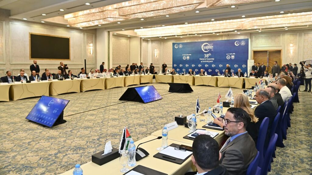 fb_img_17603533624023648149238403574864-1024x576 الدكتور سويلم و وزير المياه الأردنى يفتتحان "الإجتماع الثامن والثلاثين للشبكة الإسلامية لتنمية وإدارة مصادر المياه ضمن فعاليات "أسبوع القاهرة الثامن للمياه"