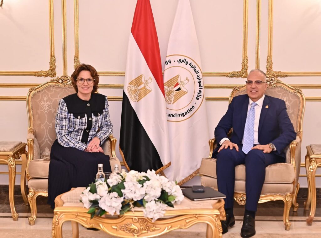 fb_img_17603543572488577282618568926520-1024x758 عقد جلسة "الحوار الاستراتيجي بين مصر والاتحاد الأوروبي" برئاسة الدكتور سويلم ومفوضة الاتحاد الأوروبي ضمن فعاليات "أسبوع القاهرة الثامن للمياه"