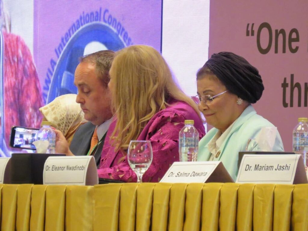 fb_img_17603659761973070320394469253171-1024x768 نائبة وزير الصحة تشارك في المؤتمر الثالث والثلاثين لجمعية النساء الطبيبات الدولية وتؤكد: صحة المرأة وتمكينها أساس التنمية المستدامة