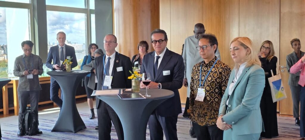 fb_img_1760432587205116214230270099150-1024x473 نائب رئيس مجلس الوزراء ووزير الصحة يبحث مع وزيرة الصحة الألمانية تعزيز التعاون المشترك