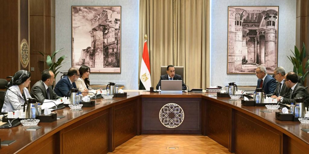 fb_img_17604496873854522686046146368087-1024x512 رئيس الوزراء يتابع آليات وضوابط فحص ومراقبة السلع والمنتجات