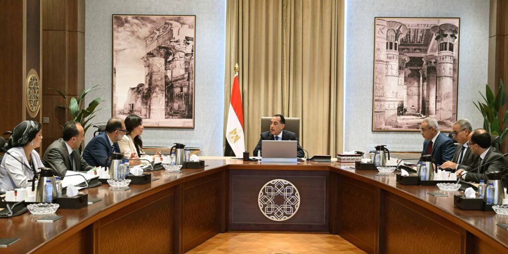 fb_img_17604496888622308221725125112050-1024x512 رئيس الوزراء يتابع آليات وضوابط فحص ومراقبة السلع والمنتجات