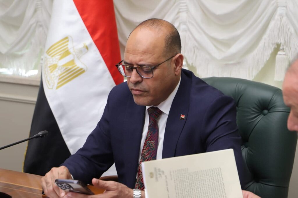 fb_img_17604498338408920204617475868129-1024x682 وزير العمل: حملات التفتيش على المواقع الانشائية مُستمرة في كل المحافظات للتأكد من الالتزام بمبادئ "السلامة والصحة المهنية"