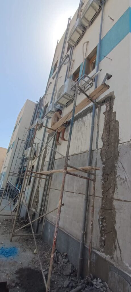 fb_img_17604498393194385322398090499075-461x1024 وزير العمل: حملات التفتيش على المواقع الانشائية مُستمرة في كل المحافظات للتأكد من الالتزام بمبادئ "السلامة والصحة المهنية"