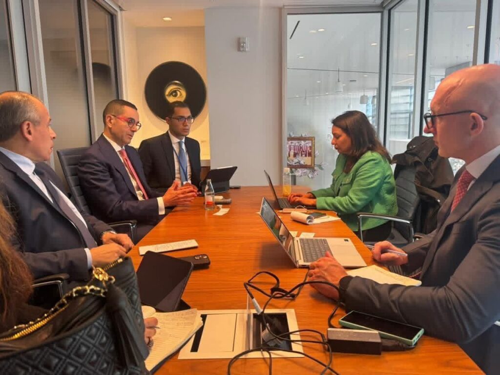 fb_img_17605184683303599607195655723190-1024x768 وزير الاستثمار والتجارة الخارجية يلتقي مسؤولي “فيتش” في واشنطن