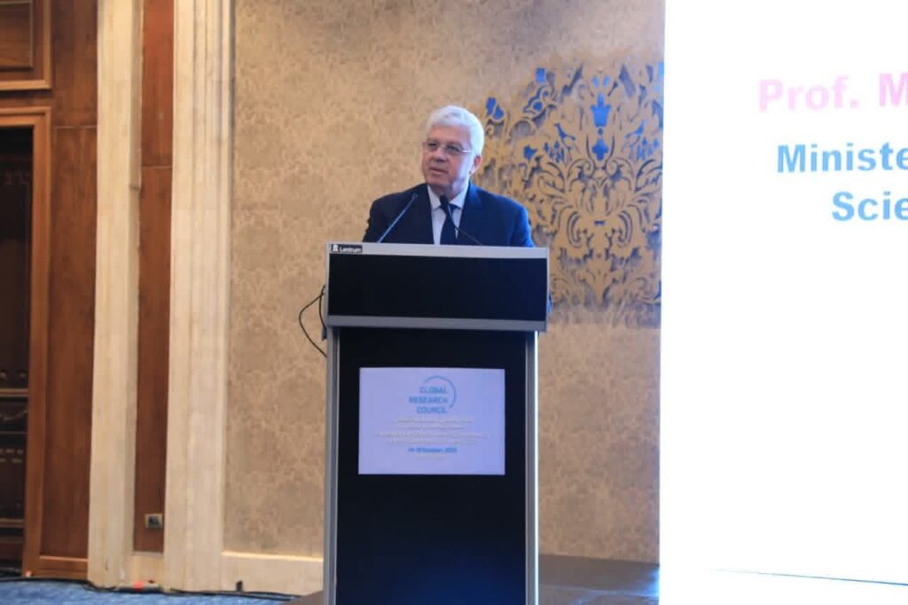 fb_img_17605186429392352244112956353185-1024x682 وزير التعليم العالي يشارك في الاجتماع الإقليمي لمجلس البحوث العالمي لمنطقة الشرق الأوسط وشمال إفريقيا