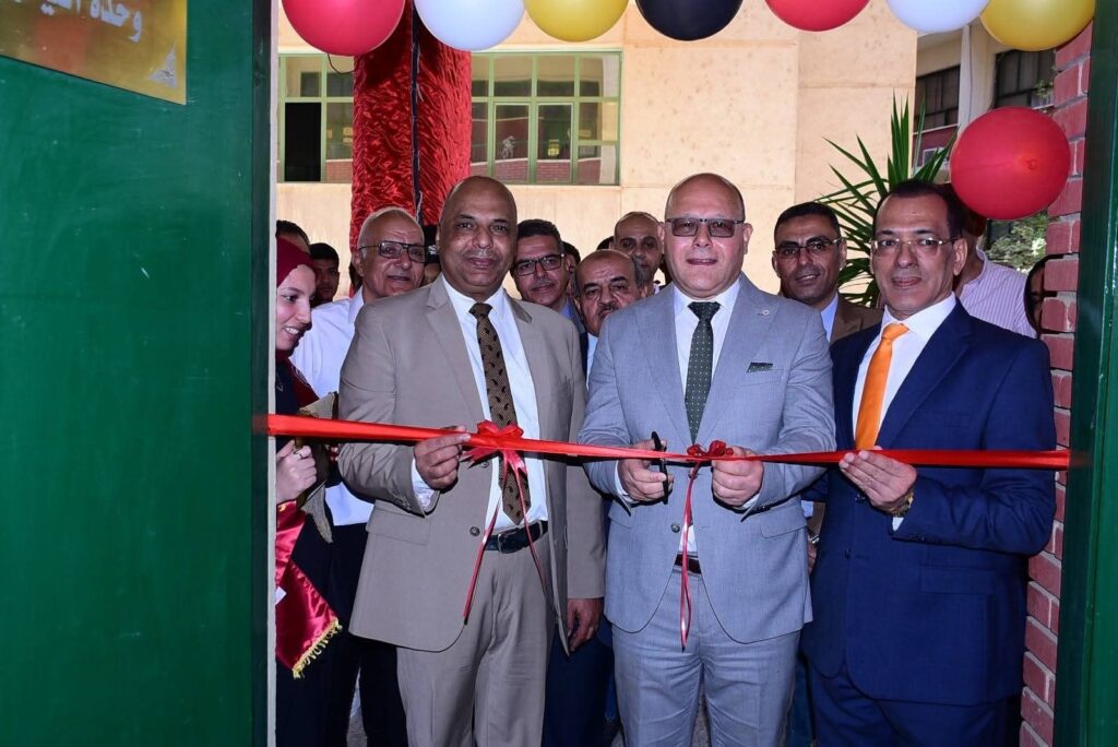 fb_img_17605316928546961935175685709718-1024x684 فى خطوة جديدة بطريق التميز العلمي بعلوم سوهاج..النعماني يفتتح وحدة المعمل المركزي للتحليل الحراري