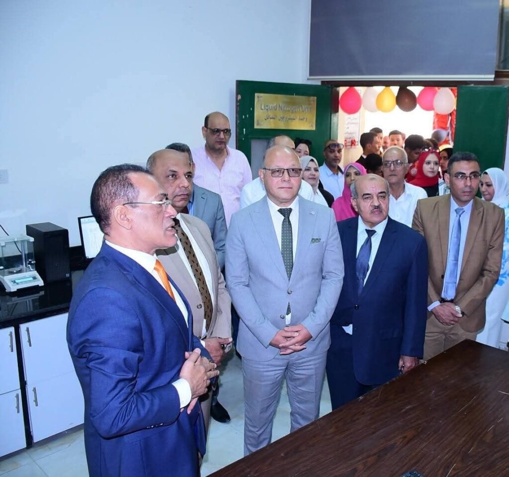 fb_img_17605317039742990054443951392087-1024x960 فى خطوة جديدة بطريق التميز العلمي بعلوم سوهاج..النعماني يفتتح وحدة المعمل المركزي للتحليل الحراري