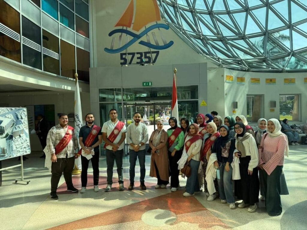 fb_img_17605318045864858566705706304228-1024x768 طلاب كلية الصيدلة بجامعة بني سويف في زيارة علمية وخيرية لمستشفى 57357 لعلاج الأطفال