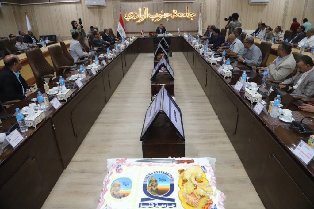 fb_img_17605534447527316386232268009820-1024x682 جامعة قنا تحتفل بتغيير اسمها رسميًا